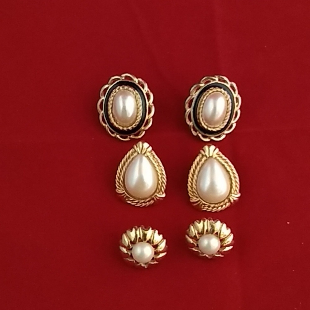3 pair pretty pearl earrings